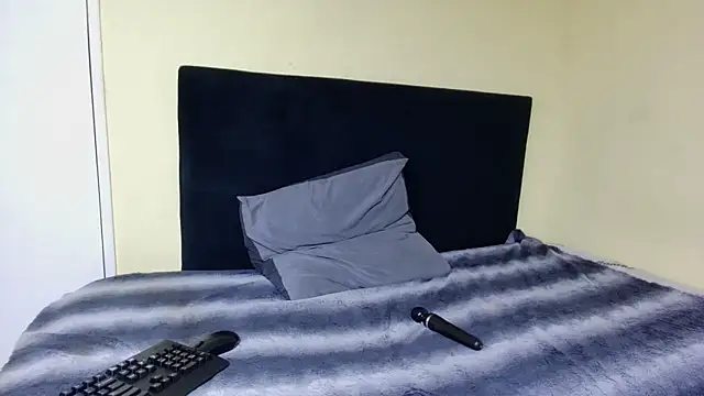 SweetTitties21 online show from 11.24.25