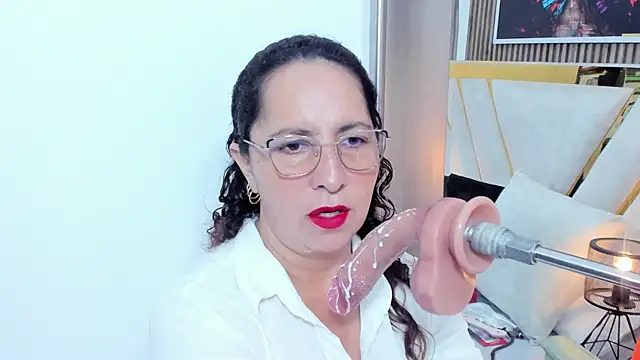 Snapshot of Luna_Naughty1 chatting on 01.16.26 Luna Naughty1 online show from 01.16.26