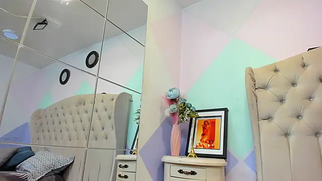 ZaharaSkylar online show from 12.01.25