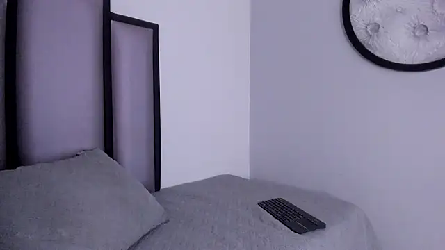 Lucy-23 online show from 10.19.25