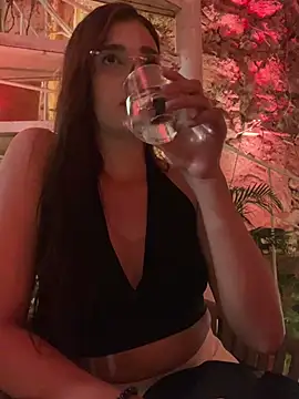 Snapshot of samaantha_lux chatting on 02.27.26 samaantha lux online show from 02.27.26