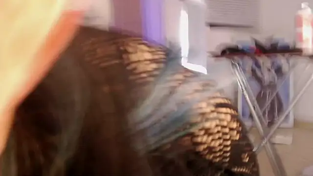 Snapshot of rihonna_hs8 chatting on 10.21.25 rihonna hs8 online show from 10.21.25