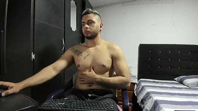 Snapshot of Ryan_xc1 chatting on 01.17.26 Ryan xc1 online show from 01.17.26