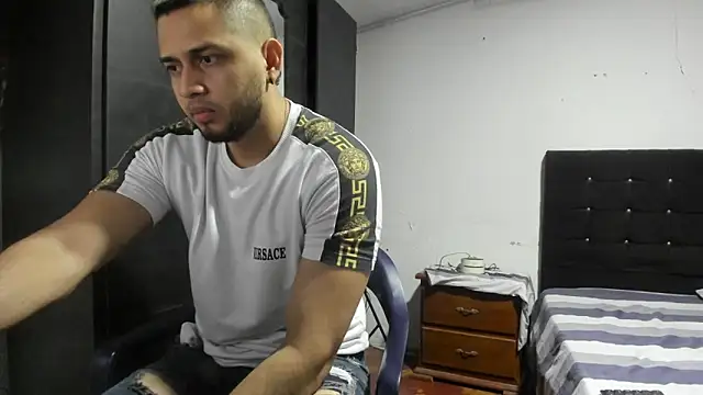 Snapshot of Ryan_xc1 chatting on 01.18.26 Ryan xc1 online show from 01.18.26