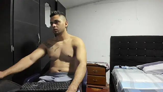 Snapshot of Ryan_xc1 chatting on 03.04.26 Ryan xc1 online show from 03.04.26