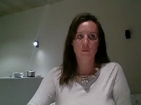 ALICAINWONDERLAND online show from 09.27.25