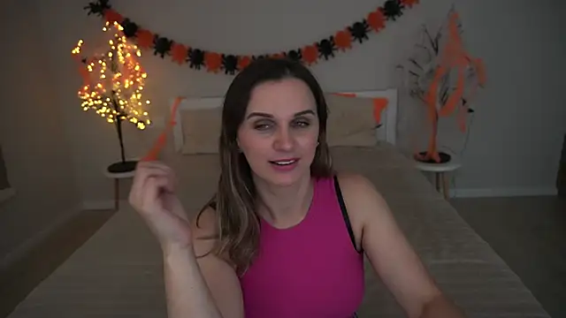 SofiSoft online show from 10.29.25