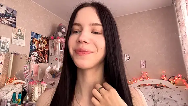 AxyKitten online show from 10.10.25