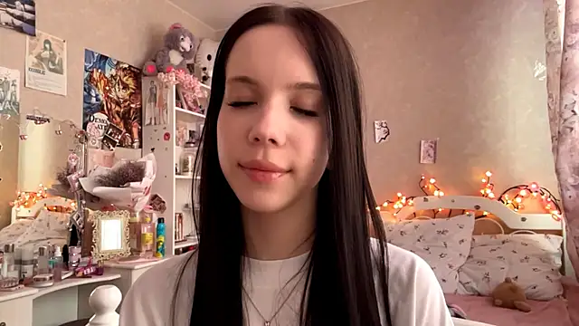 AxyKitten online show from 10.16.25