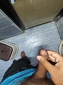 Snapshot of Kartik200798 chatting on 09.30.25 Kartik200798 online show from 09.30.25