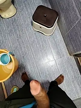 Snapshot of Kartik200798 chatting on 10.16.25 Kartik200798 online show from 10.16.25