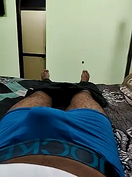 Snapshot of Kartik200798 chatting on 10.18.25 Kartik200798 online show from 10.18.25