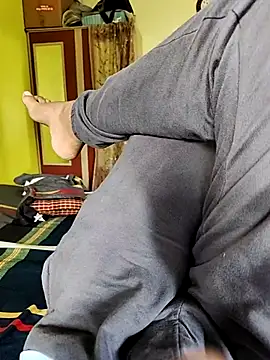 Snapshot of Kartik200798 chatting on 11.26.25 Kartik200798 online show from 11.26.25