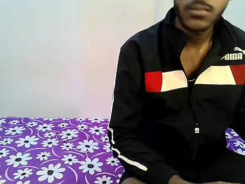 Snapshot of Giveaway_baby chatting on 11.16.25 Giveaway baby online show from 11.16.25