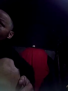 Romance32 online show from 10.27.25