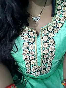 Snapshot of Anjali-bhabhi chatting on 10.13.25 Anjali-bhabhi online show from 10.13.25