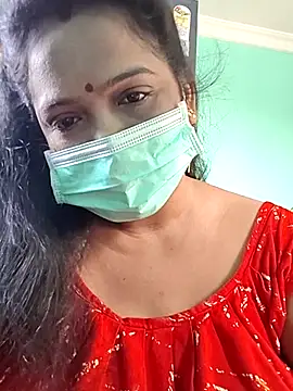 misspriya03 online show from 10.14.25