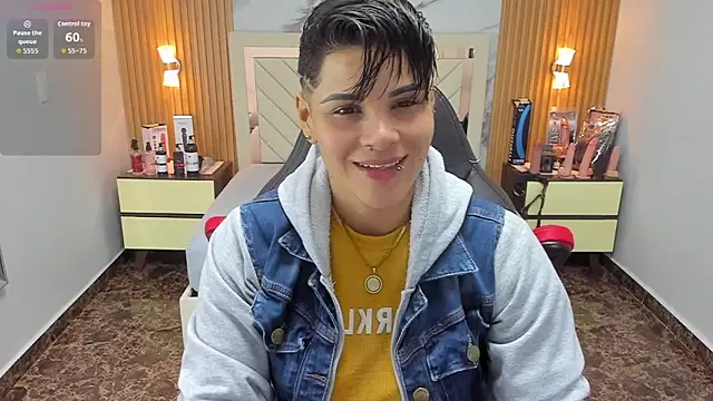 KAROLLJONES1 online show from 09.30.25