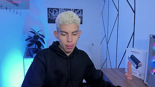 Room 69x online show from 12.15.25