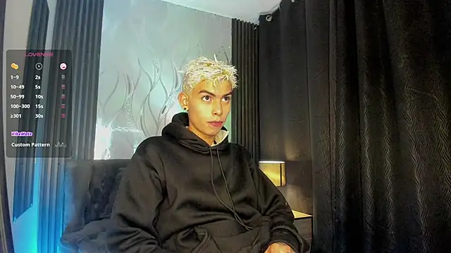 Room 69x online show from 01.09.26