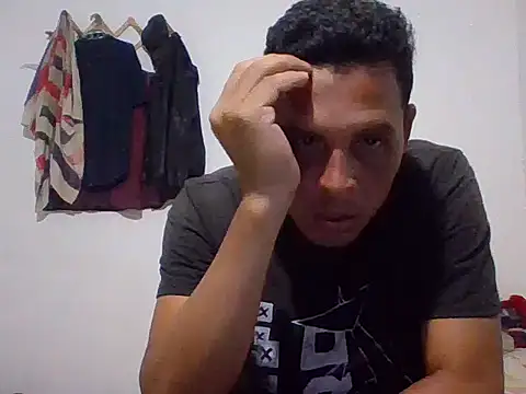 andre16251 online show from 10.12.25