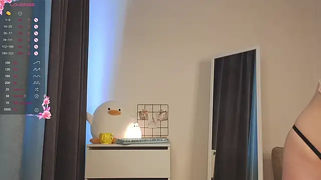 roxydolll online show from 04.17.26