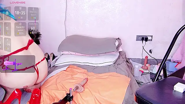 Snapshot of Solsken_ chatting on 02.04.26 Solsken online show from 02.04.26