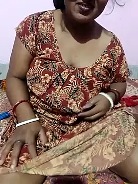 Snapshot of Cute-Swewty chatting on 09.30.25 Cute-Swewty online show from 09.30.25