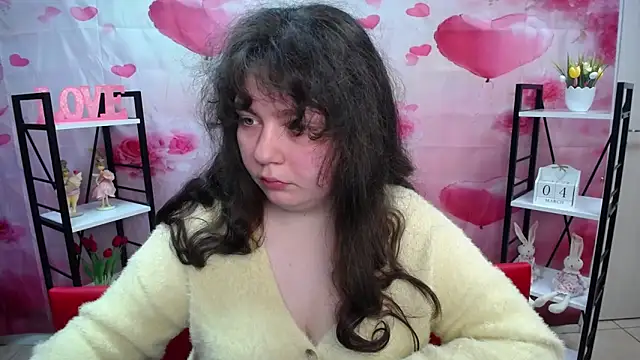 Snapshot of NeonilaLisova chatting on 03.04.26 NeonilaLisova online show from 03.04.26