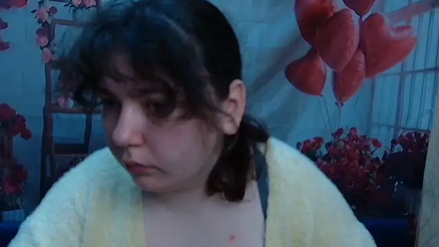 Snapshot of NeonilaLisova chatting on 03.05.26 NeonilaLisova online show from 03.05.26