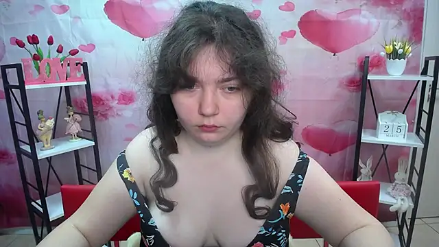 Snapshot of NeonilaLisova chatting on 03.25.26 NeonilaLisova online show from 03.25.26