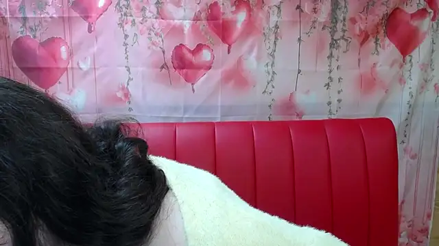 Snapshot of NeonilaLisova chatting on 04.11.26 NeonilaLisova online show from 04.11.26