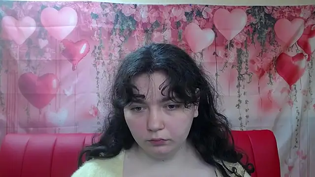 Snapshot of NeonilaLisova chatting on 04.11.26 NeonilaLisova online show from 04.11.26