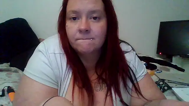 Snapshot of ThickkkMama420 chatting on 10.29.25 ThickkkMama420 online show from 10.29.25