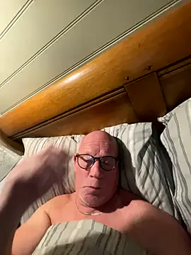 Snapshot of philefc chatting on 11.20.25 philefc online show from 11.20.25