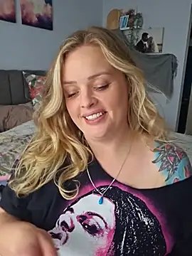 Bridgette03 online show from 09.29.25