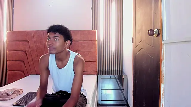 FYKMOR 1 online show from 09.24.25