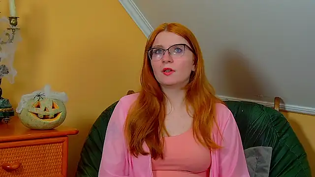 AliceAllisons online show from 10.31.25