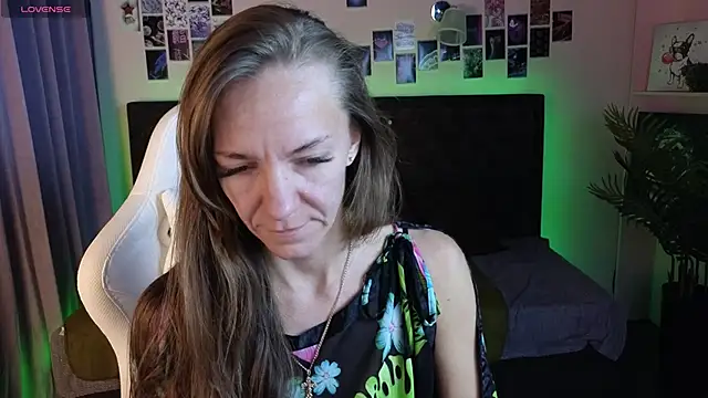 Jesica mooon online show from 10.11.25