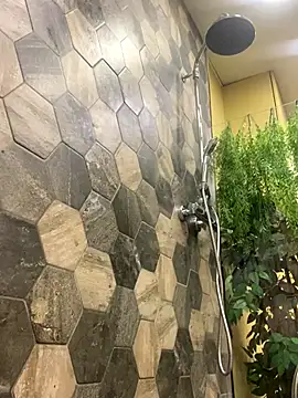 Snapshot of kamila_blush chatting on 11.07.25 kamila blush online show from 11.07.25