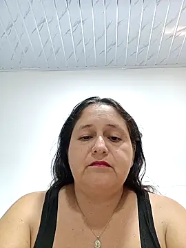 Snapshot of Dirty-Mature chatting on 09.11.25 Dirty-Mature online show from 09.11.25