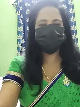 Snapshot of mallu-lover chatting on 09.28.25 mallu-lover online show from 09.28.25