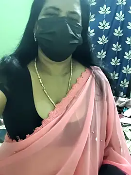 Snapshot of mallu-lover chatting on 10.05.25 mallu-lover online show from 10.05.25