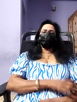 Snapshot of mallu-lover chatting on 10.16.25 mallu-lover online show from 10.16.25