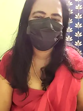 Snapshot of mallu-lover chatting on 11.02.25 mallu-lover online show from 11.02.25