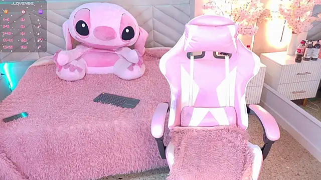 amy miller1 online show from 04.04.26