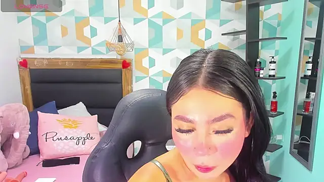 Snapshot of ROSIE_MOSS chatting on 10.21.25 ROSIE MOSS online show from 10.21.25