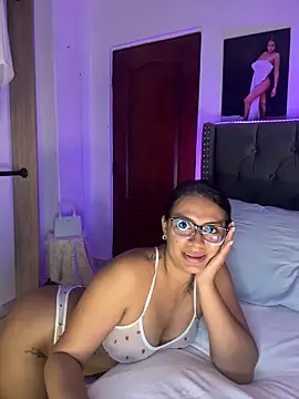 ema zoe online show from 04.21.26