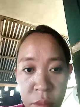 Snapshot of Alluring_sassy4u chatting on 09.18.25 Alluring sassy4u online show from 09.18.25