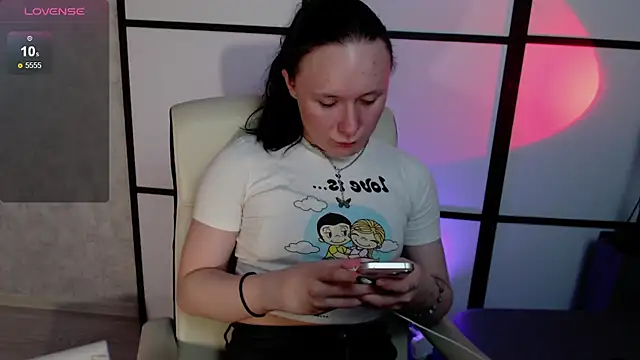 Katherine reinhart online show from 09.15.25